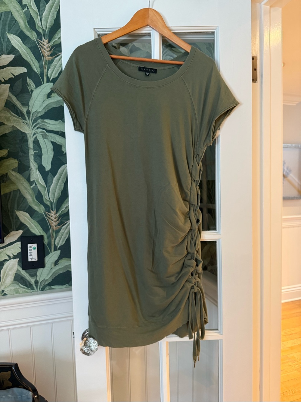 Sanctuary Olive Side-Ruched Short Sleeve Tunic TShirt Dress SIZE M